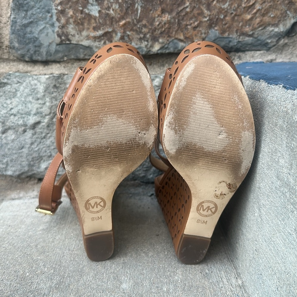 Michael Kors Sienna Cutout Wedge Sandals size 8.5 - Picture 7 of 7